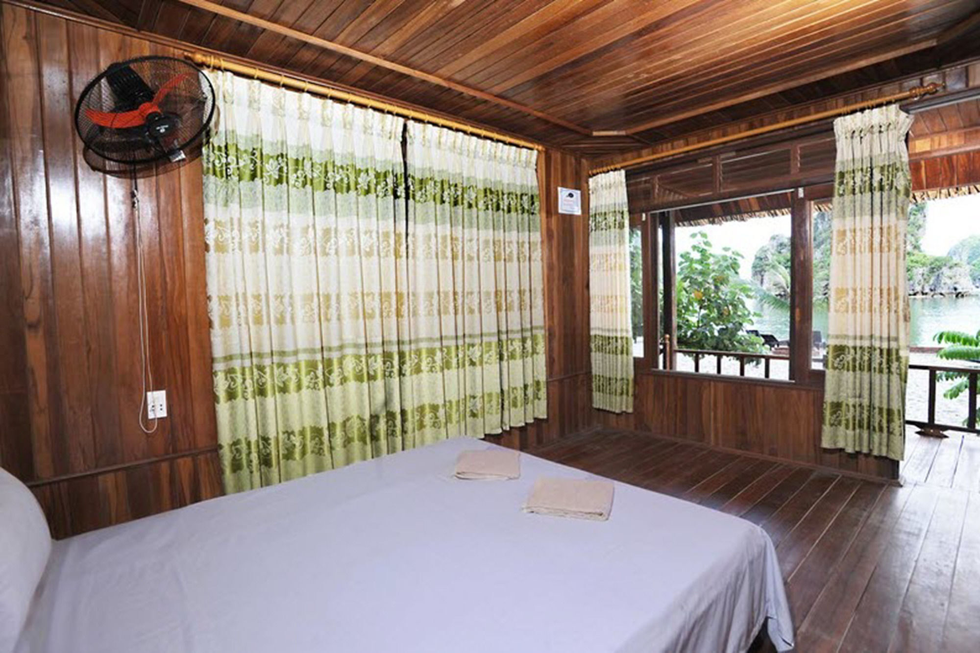 Cat Ba Sandy Beach Resort Dong Khe Sau Екстер'єр фото